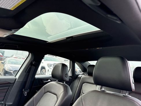 Used 2022 Volkswagen Jetta GLI Autobahn w/ GLI Black Package image 27