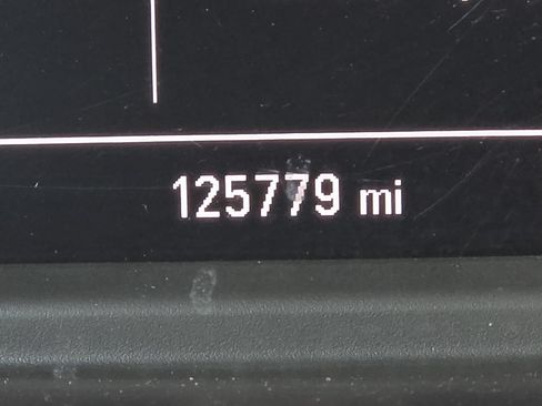 Used 2019 GMC Sierra 1500 2WD Crew Cab image 26