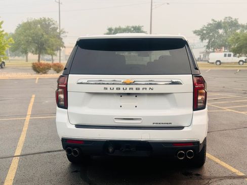 Used 2023 Chevrolet Suburban Premier AWD/4WD image 6