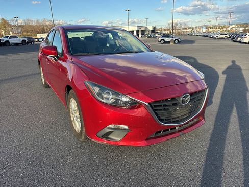Used 2016 MAZDA MAZDA3 i Sport w/ Preferred Equipment Package image 7