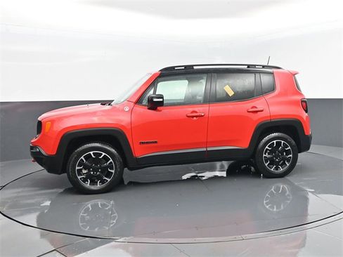 Used 2023 Jeep Renegade Trailhawk image 5