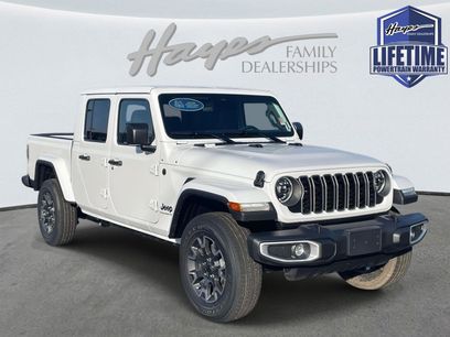 New 2026 Jeep Gladiator Sahara