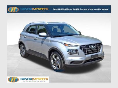 Used 2025 Hyundai Venue SEL