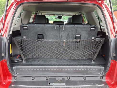 Used 2024 Toyota 4Runner Limited AWD/4WD image 30