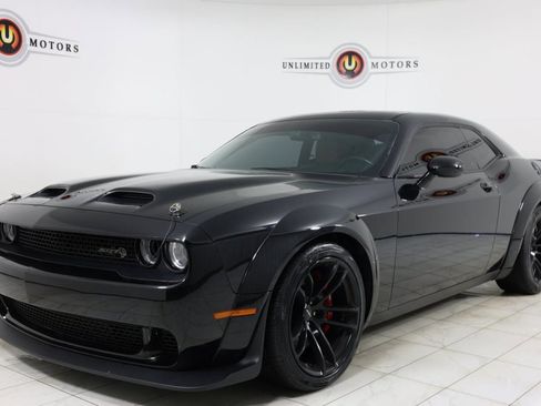 Used 2021 Dodge Challenger SRT Hellcat Redeye image 5