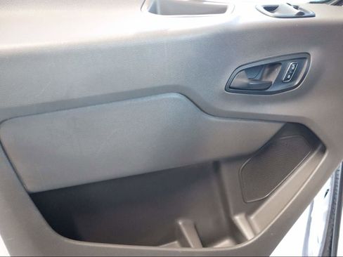 Used 2023 Ford Transit 350 XLT image 19