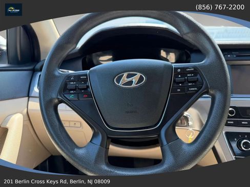 Used 2017 Hyundai Sonata SE FWD image 18