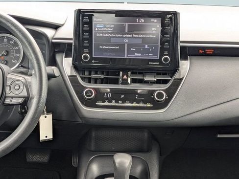 Used 2022 Toyota Corolla LE image 16