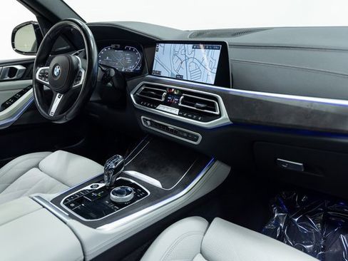 Certified 2023 BMW X5 M50i w/ Executive Package image 26