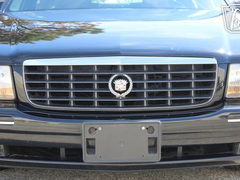 Used 1999 Cadillac De Ville Concours image 28
