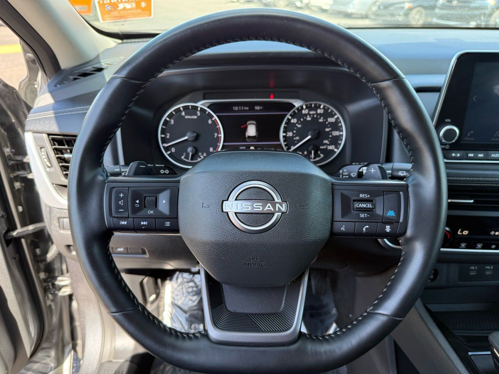 Used 2025 Nissan Rogue SV AWD/4WD image 16