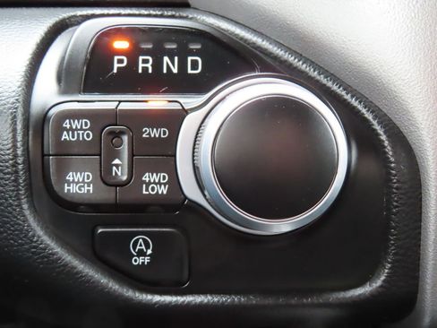 Used 2022 RAM 1500 Big Horn AWD/4WD image 11