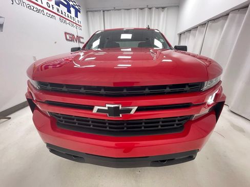 Used 2021 Chevrolet Silverado 1500 RST w/ Z71 Off-Road Package AWD/4WD image 2