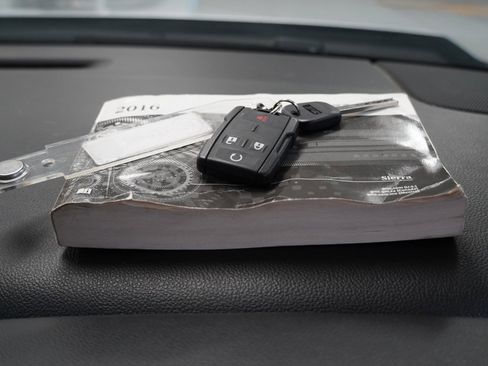 Used 2016 GMC Sierra 1500 SLE w/ SLE Value Package image 37