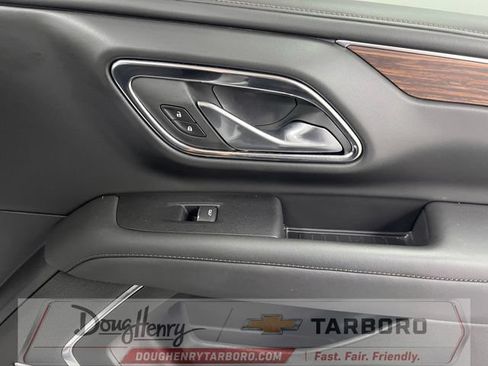 Used 2024 Chevrolet Suburban High Country w/ Advanced Technology Package AWD/4WD image 47