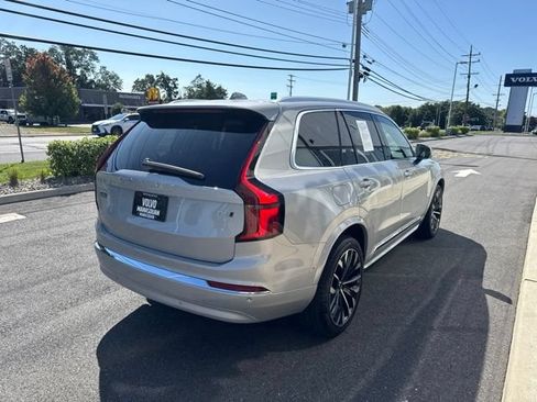 Used 2025 Volvo XC90 B6 Plus AWD/4WD image 5