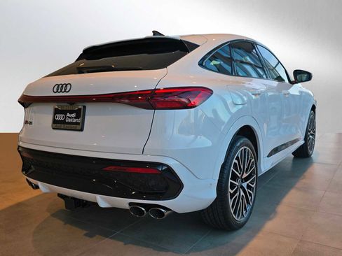 New 2025 Audi SQ5 Premium Plus image 2