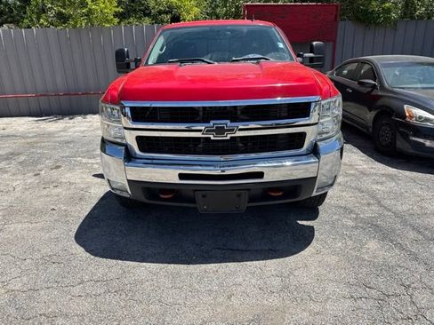 Used 2008 Chevrolet Silverado 3500 LTZ w/ Suspension Package, Off-Road AWD/4WD image 2