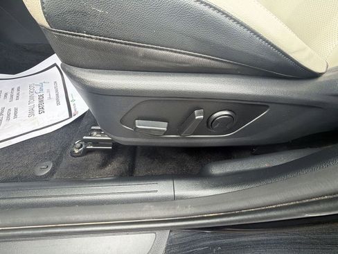 Used 2024 Kia Sportage EX image 18