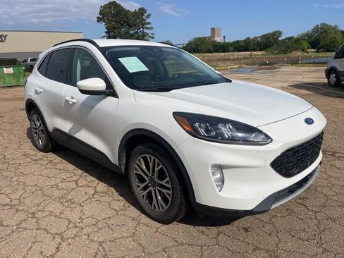 Used 2021 Ford Escape SEL w/ Technology Package FWD image 2