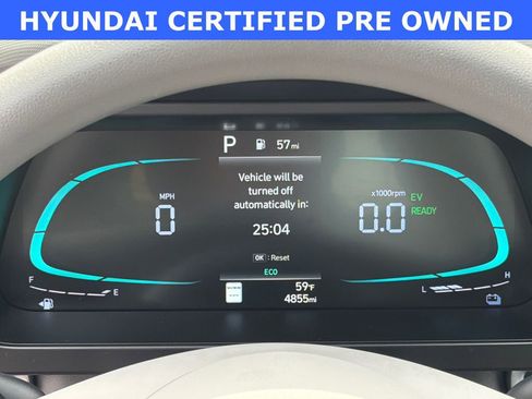 Used 2025 Hyundai Elantra Blue image 26