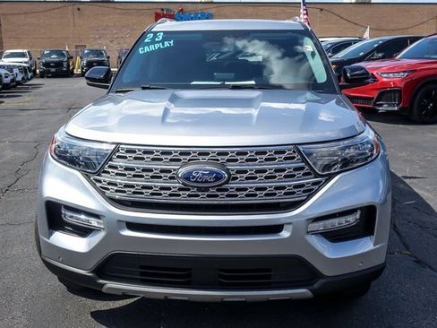 Certified 2023 Ford Explorer Limited w/ Limited Technology Package RWD image 5