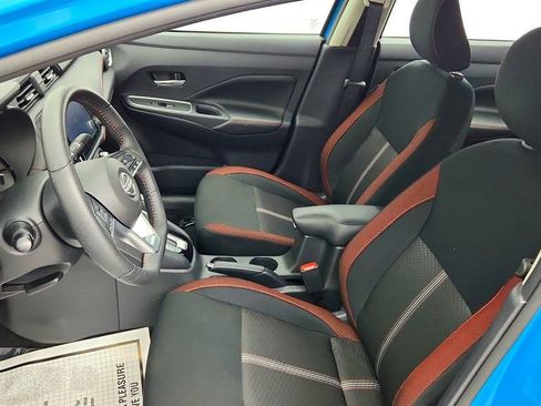Used 2025 Nissan Versa SR w/ Trunk Package FWD image 18
