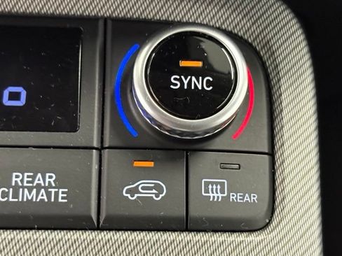 Used 2025 Hyundai Palisade SEL AWD/4WD image 35