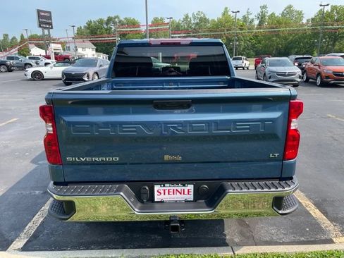Used 2024 Chevrolet Silverado 1500 LT AWD/4WD image 7