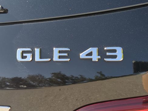 Used 2017 Mercedes-Benz GLE 43 AMG 4MATIC image 40