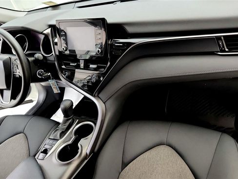 Certified 2023 Toyota Camry LE image 20