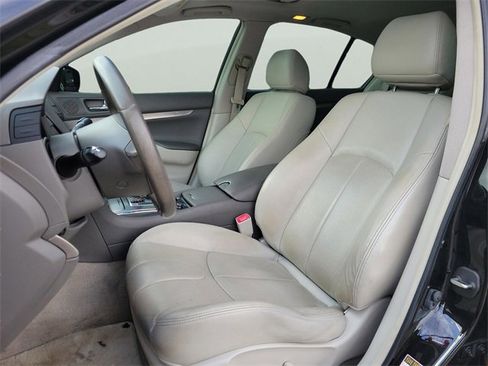 Used 2015 INFINITI Q40 w/ Moonroof Package image 15