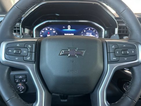 Used 2025 Chevrolet Silverado 1500 LT Trail Boss w/ Convenience Package II AWD/4WD image 33