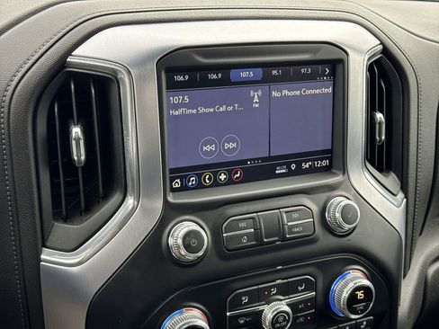 Used 2019 GMC Sierra 1500 SLT w/ SLT Premium Package image 23