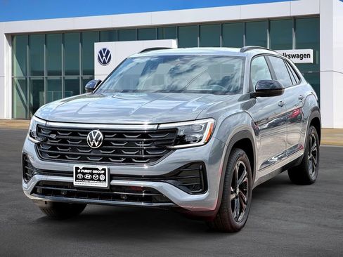 New 2026 Volkswagen Atlas Cross Sport SEL R-Line AWD/4WD image 4