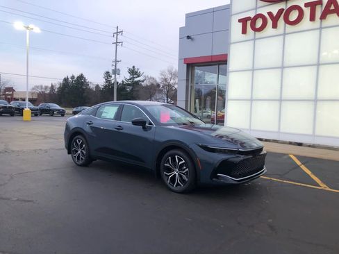 New 2026 Toyota Crown Limited image 1