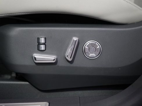 New 2026 Lincoln Nautilus Reserve AWD/4WD image 14