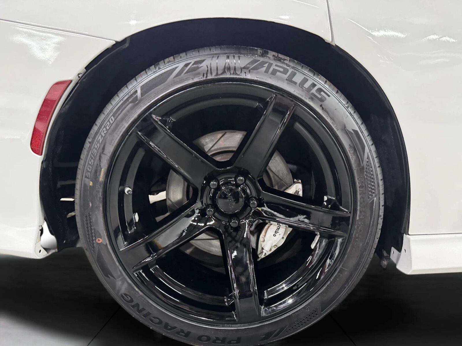 Used 2019 Dodge Charger Scat Pack w/ Dynamics Package RWD image 42