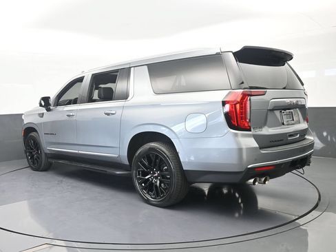 Used 2024 GMC Yukon XL Denali RWD image 4