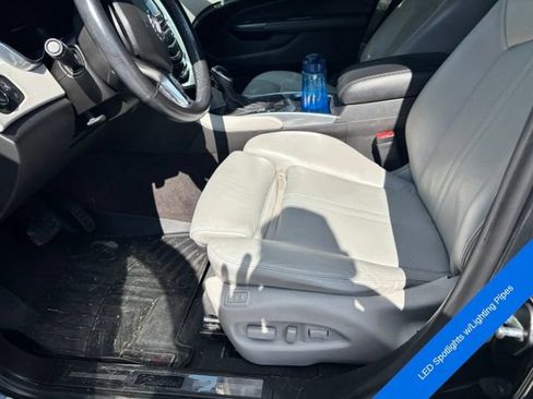 Used 2014 Cadillac SRX Luxury w/ Driver Awareness Package AWD/4WD image 18