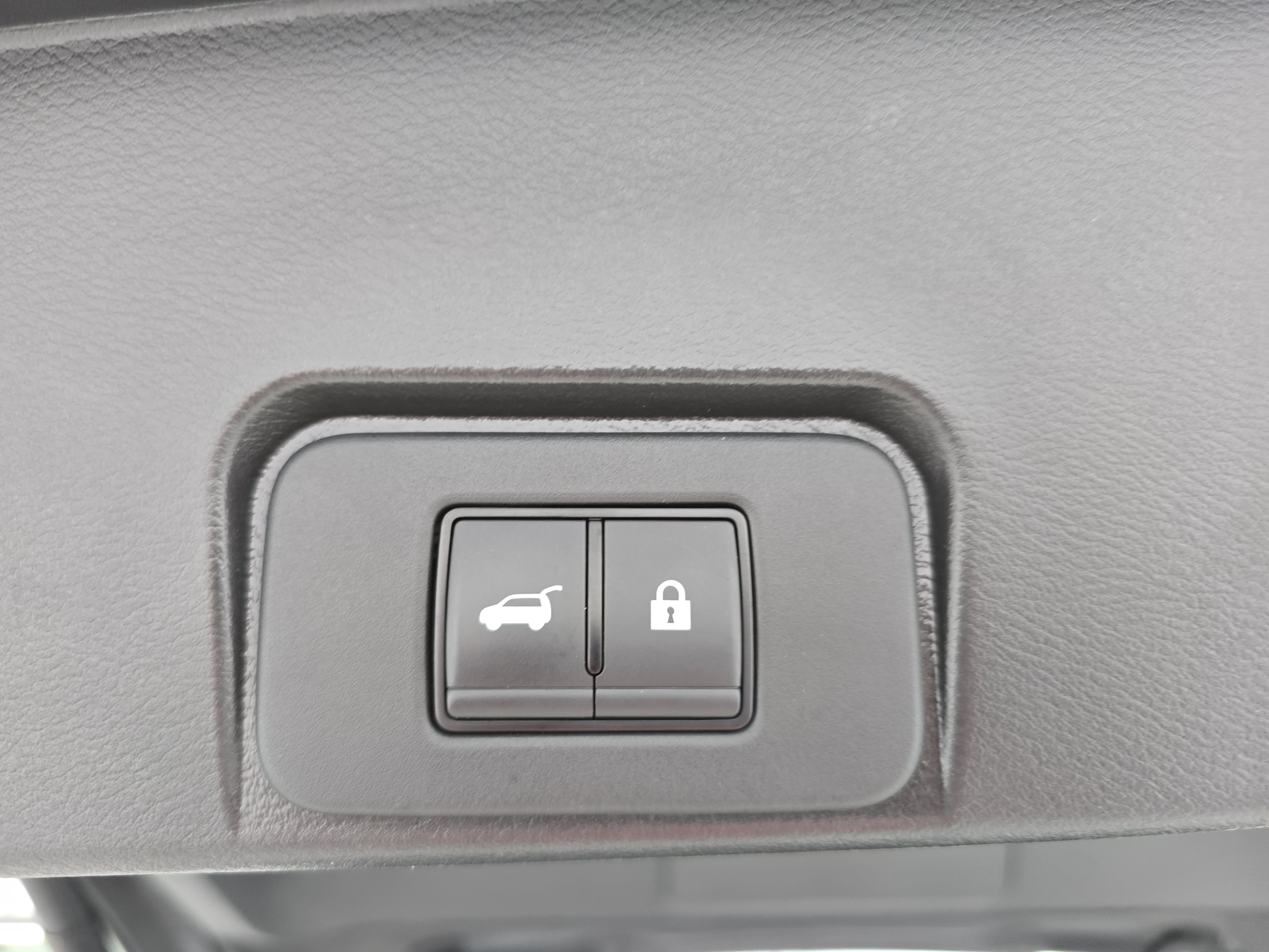 Certified 2023 Nissan Rogue SV w/ SV Premium B Package FWD image 13