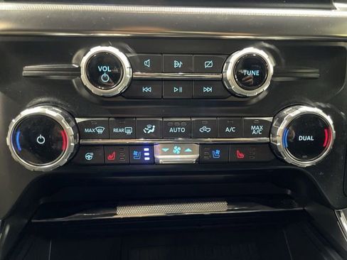 Used 2022 Ford F150 Raptor w/ Raptor 37 Performance Package AWD/4WD image 19