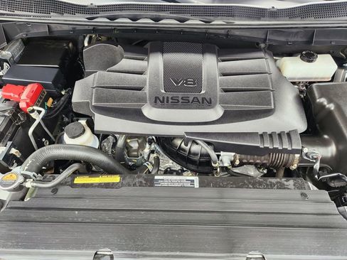 Used 2024 Nissan Titan SV w/ SV Bronze Edition Package image 16