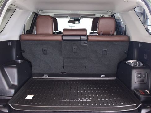 Used 2022 Toyota 4Runner Limited image 22