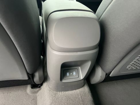 New 2026 Hyundai Elantra SEL Sport Premium FWD image 16