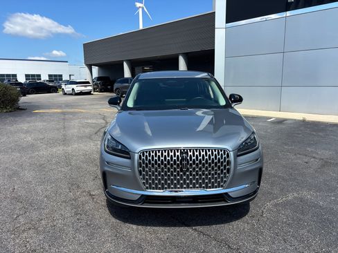Certified 2024 Lincoln Corsair AWD image 2