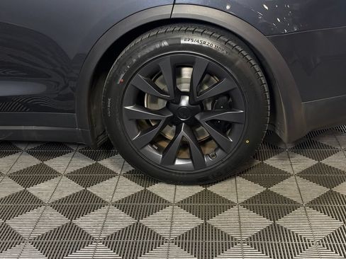 Used 2024 Tesla Model X AWD/4WD image 10