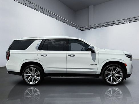 Used 2023 Chevrolet Tahoe Premier w/ Premium Package 2 AWD/4WD image 3
