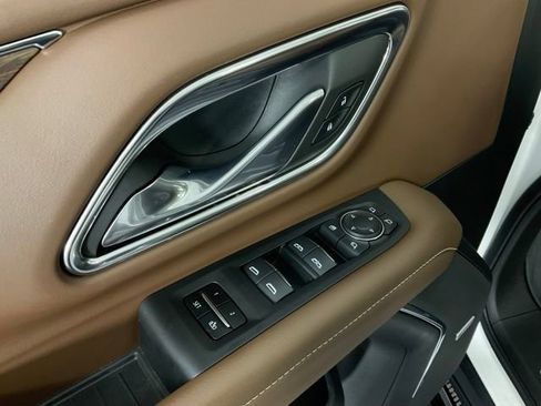Used 2023 Chevrolet Tahoe High Country AWD/4WD image 28
