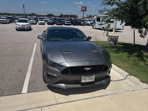 Used 2021 Ford Mustang GT RWD image 7